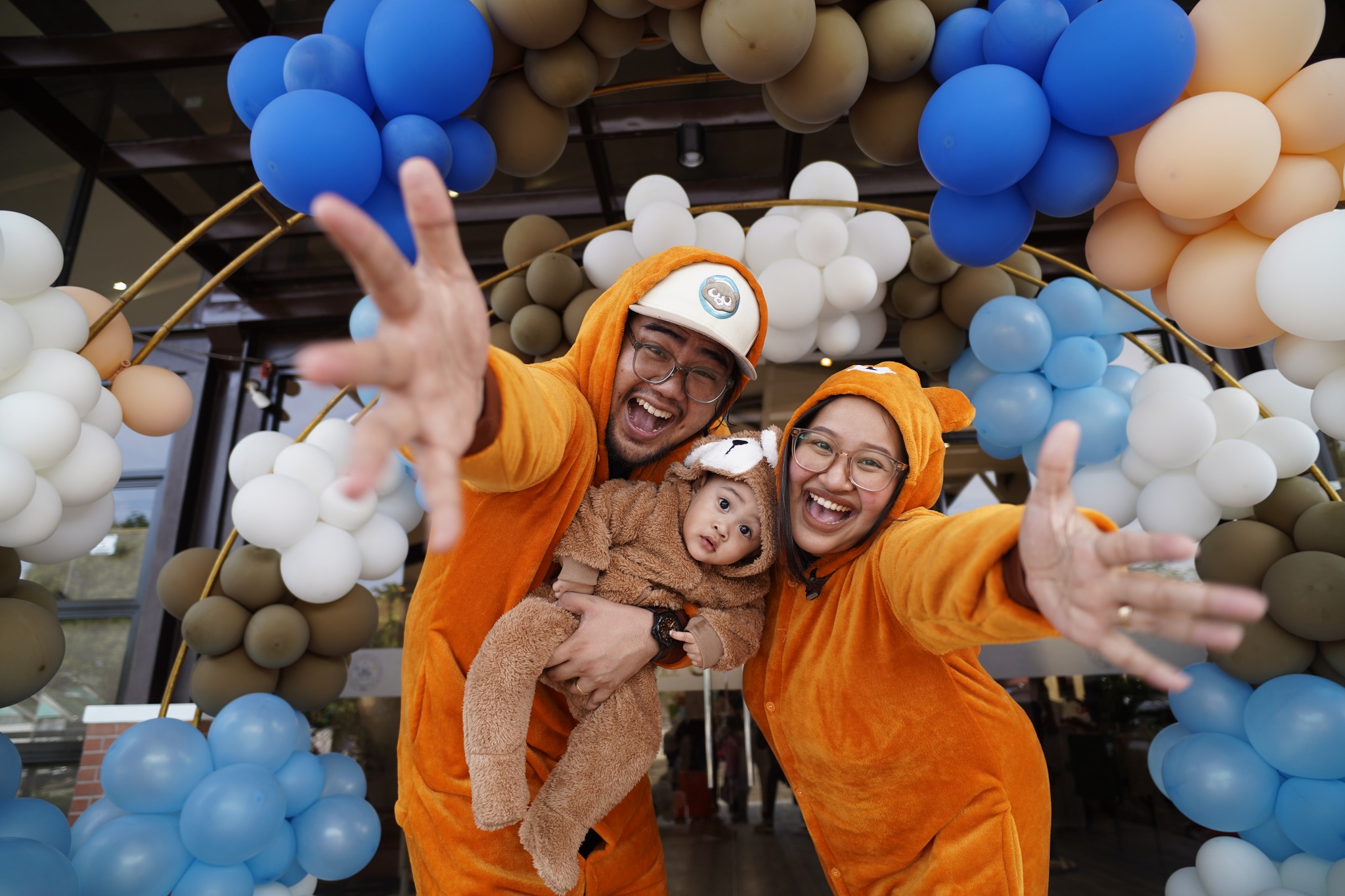 Coy Nazario with family